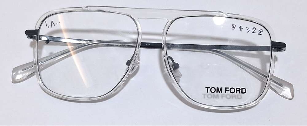 TOMFORD کائوچو